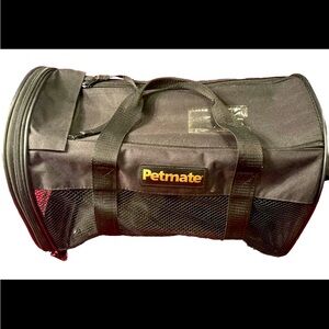 Petmate BLACK Soft Sided Kennel carrier Pet cab Up To 10 lbs, 15”X10”X10” BAG